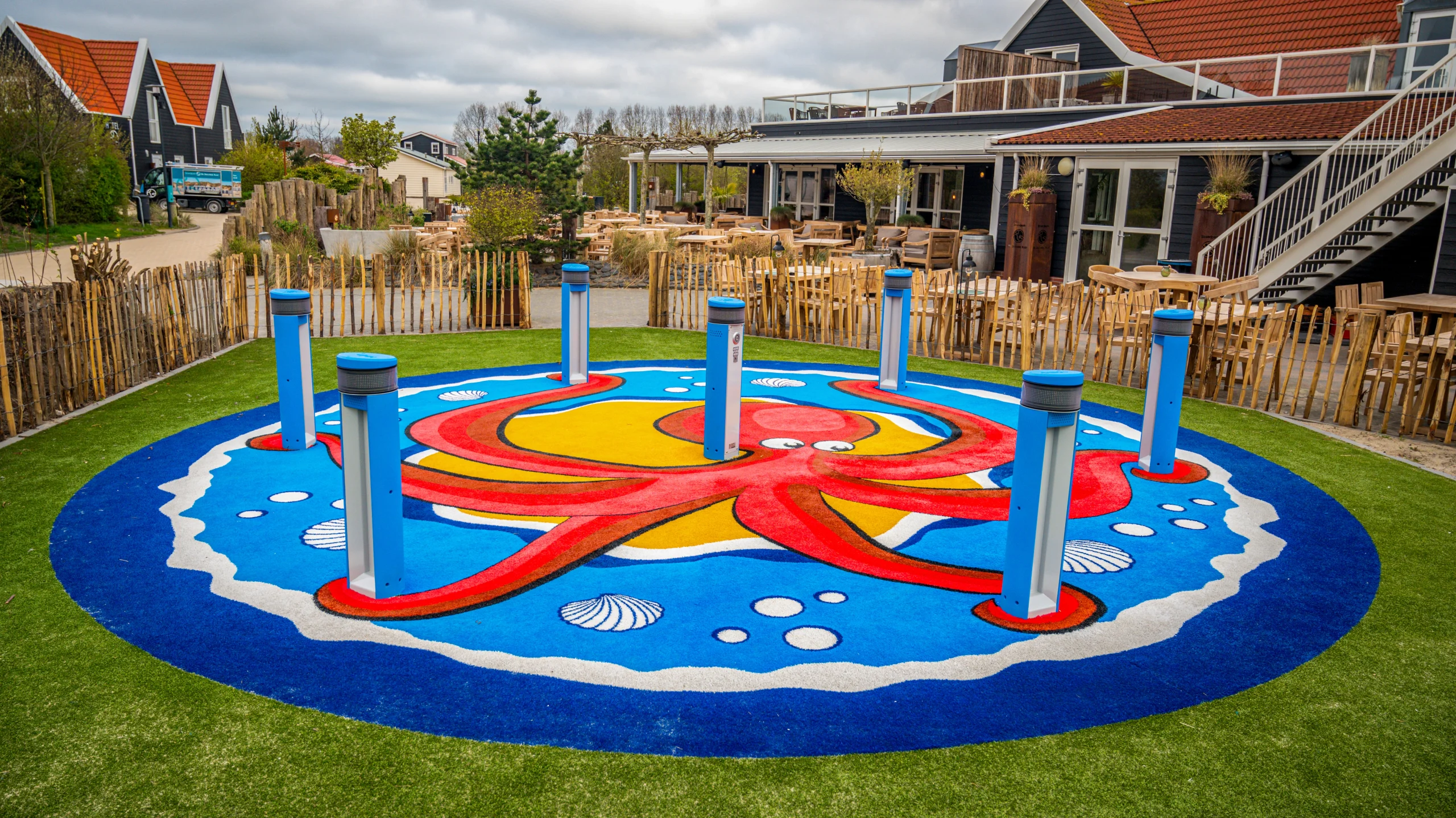 Synthetic Putting Green Design
